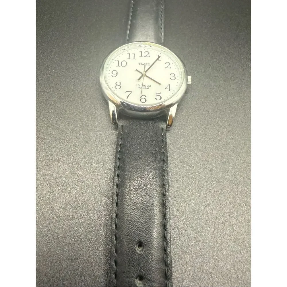 Timex Indiglo Ladies Wristwatch Black Leather Band Water Resistant